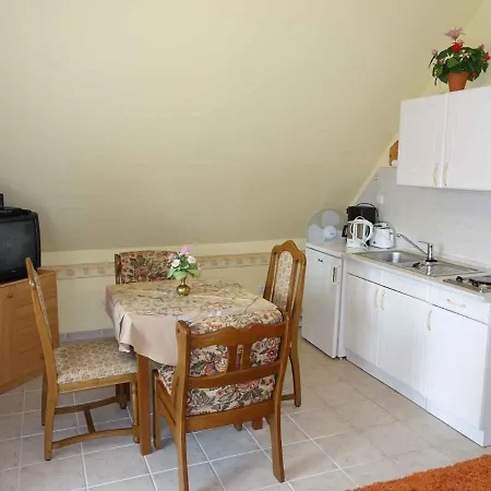 In - Balaton 39945 *